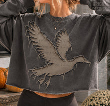 Load image into Gallery viewer, Flying Mallard Faux Appliqué TRANSFER ET OCT 26