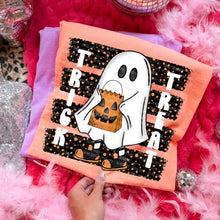 Load image into Gallery viewer, Trick Or Treat Ghost With Orange/Black Lines DROPDOWN TRANSFER CARTER SEP 26