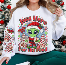 Load image into Gallery viewer, Just Here For The Food Alien SLEEVE OPTION TRANSFER GRAVITEE