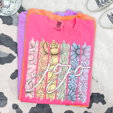Load image into Gallery viewer, Rainbow Floral Names 4 Square TITLE DROPDOWN TRANSFER CSD APR 26
