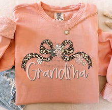 Load image into Gallery viewer, Leopard Bow Floral Name TRANSFER BIA JAN