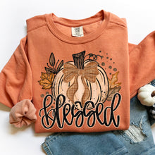 Load image into Gallery viewer, Fall Glitter Pumpkin TRANSFER SDD AUGUST