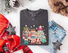 Load image into Gallery viewer, Nutcracker Dancer Tree Faux Yarn TRANSFER ET NOV 25