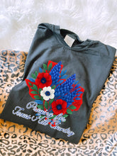 Load image into Gallery viewer, Praying For Texas Hill Country V2 TRANSFER PARJO JULY