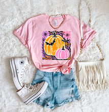 Load image into Gallery viewer, Fall Pumpkin With Bats And Flowers TRANSFER SCG AUGUST