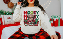 Load image into Gallery viewer, Mooey Christmas Faux Yarn Highland Cow And Presents TRANSFER SCG NOV 25