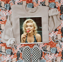 Load image into Gallery viewer, Polaroid Lollipop Dropdown TRANSFER SAV FEB 25