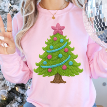 Load image into Gallery viewer, Christmas Time Yarn DROPDOWN TRANSFER CSD OCT 25