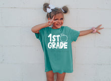 Load image into Gallery viewer, Back To School Apple Grade Level White TRANSFER