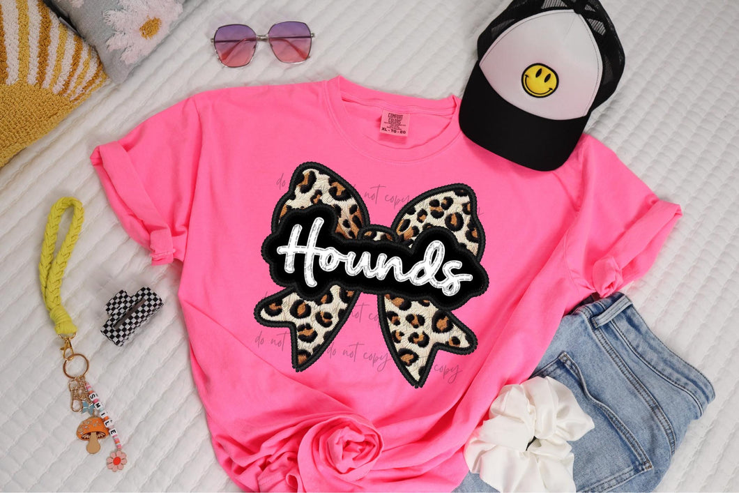 Hounds Leopard Bow Mascot TRANSFER