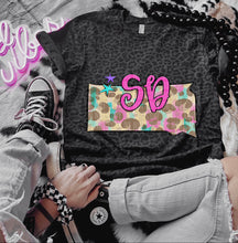 Load image into Gallery viewer, Preppy Bright Leopard States (all 50 states available) TRANSFER CAP APR
