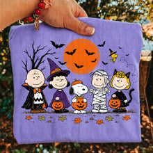 Load image into Gallery viewer, Pe_nuts Halloween Sn_opy With Bats &amp; Leaves TRANSFER UAC JULY 26
