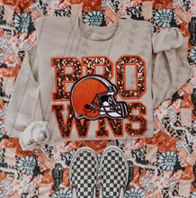 Load image into Gallery viewer, Football Team Helmet Faux Embroidery DROPDOWN TRANSFER TGG
