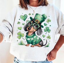 Load image into Gallery viewer, St Patricks Day Dachshund Clovers TRANSFER ET FEB 26
