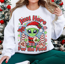 Load image into Gallery viewer, Just Here For The Food Alien SLEEVE OPTION TRANSFER GRAVITEE
