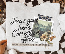 Load image into Gallery viewer, Jesus Gave/Made Her A Title DROPDOWN TRANSFER

