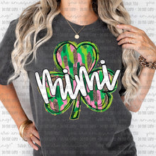 Load image into Gallery viewer, Mama + Mini + Mimi Brushstroke Shamrock DROPDOWN TRANSFER OHDD FEB 25
