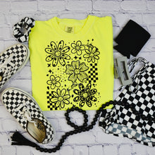 Load image into Gallery viewer, Checkered Flowers With Stars DROPDOWN TRANSFER CSC June
