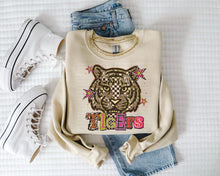 Load image into Gallery viewer, Magazine Cutout Mascots DROPDOWN TRANSFER SCG NOV 25
