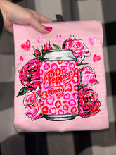 Load image into Gallery viewer, Pink Roses And Hearts Drink DROPDOWN TRANSFER SCG DEC 25
