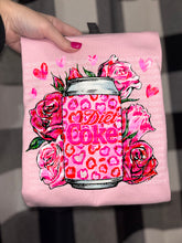 Load image into Gallery viewer, Pink Roses And Hearts Drink DROPDOWN TRANSFER SCG DEC 25
