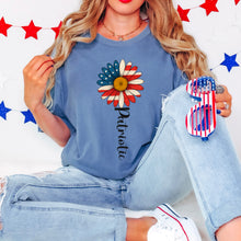 Load image into Gallery viewer, Patriotic Sunflower TRANSFER SDD May
