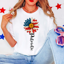 Load image into Gallery viewer, Patriotic Sunflower TRANSFER SDD May
