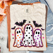 Load image into Gallery viewer, Polka Dotted Ghost Trio With Bats Purple &amp; Orange TRANSFER UAC JULY 26
