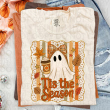 Load image into Gallery viewer, Tis The Season Ghost With Plaid Bow Faux Gold Glitter Scalloped Frame TRANSFER UAC JULY 26

