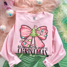 Load image into Gallery viewer, Wrapped In The Spirit Of Christmas Pink Bow Tree Lights Distressed TRANSFER SDD OCT
