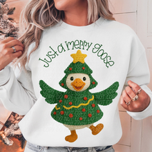 Load image into Gallery viewer, Christmas Goose DROPDOWN TRANSFER CSD OCT 25
