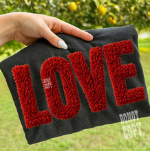 Load image into Gallery viewer, Love Faux Yarn TRANSFER ET NOV 25

